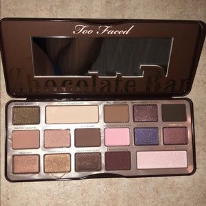 Too faced chocolate bar eyeshadow palate